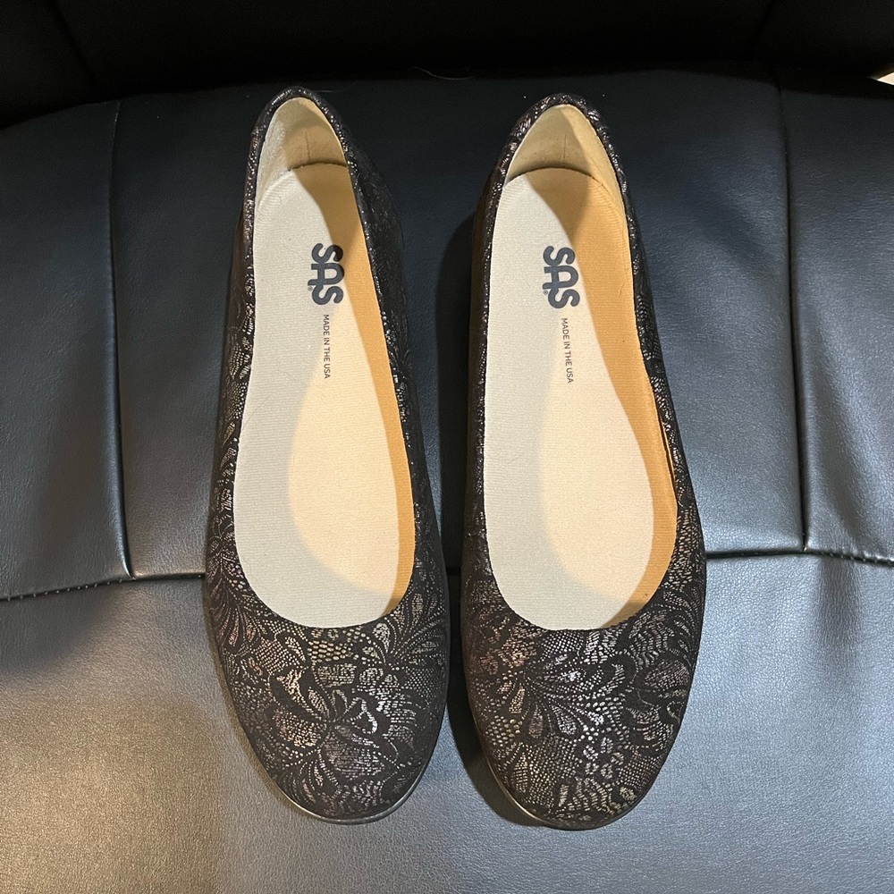 SAS flats in excellent used condition